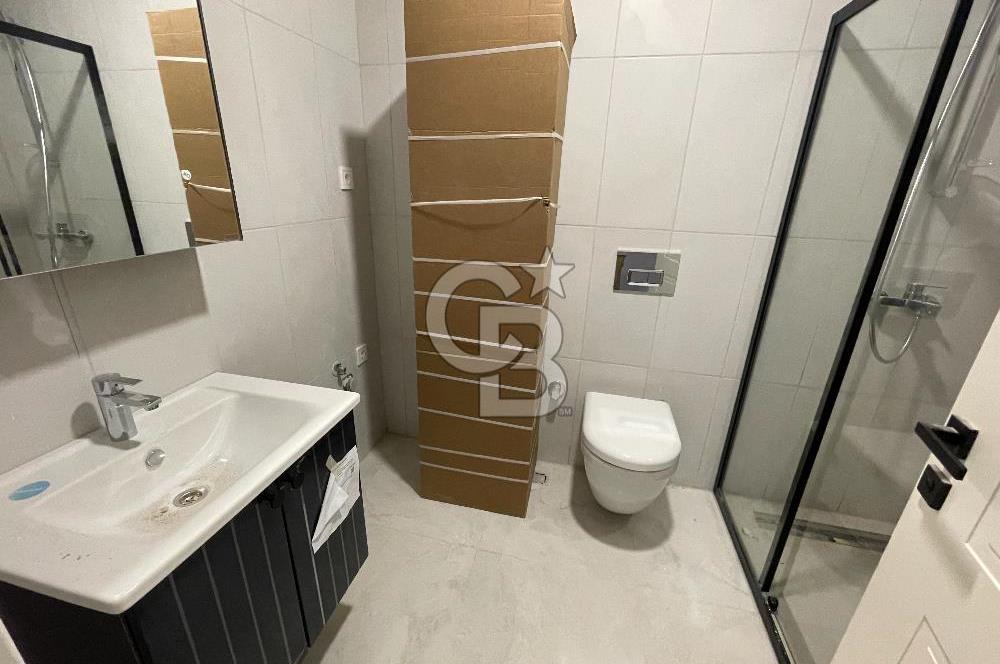 Acıbadem' de Yeni Lüks Binada 110 m2 3+1 Arakat Daire