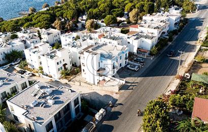 Turgutreis Turgut Özal Caddesinde Deniz Manzaralı Satılık Bina