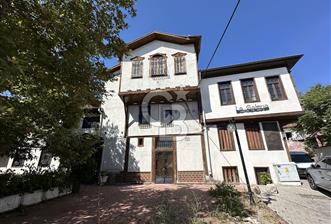 Hamamönünde 3 Katlı Restorasyonlu Eşsiz Konak - Sanat Galerisi