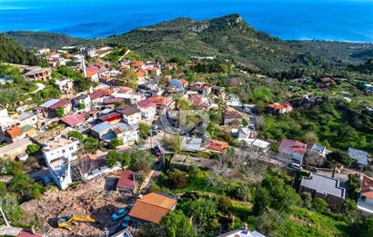 ÇANAKKALE AYVACIK KAYALAR KÖYÜ MİDİLLİ MANZARALI SATILIK TARLA