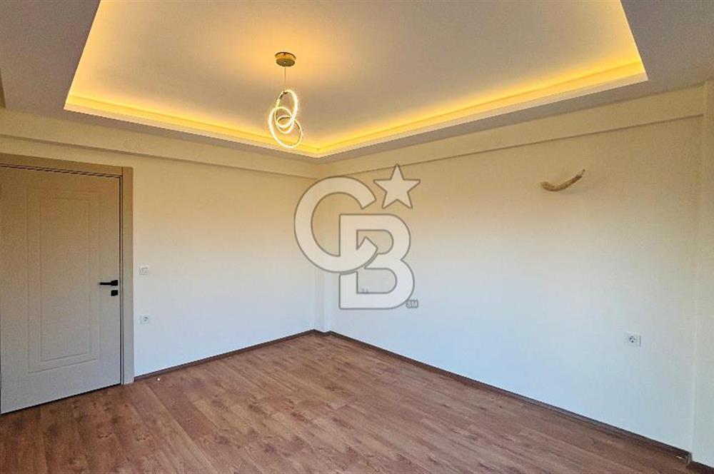 Foça Bağarası Kazım Dirik Mah Kiralık 2+1 Bahçeli Dubleks