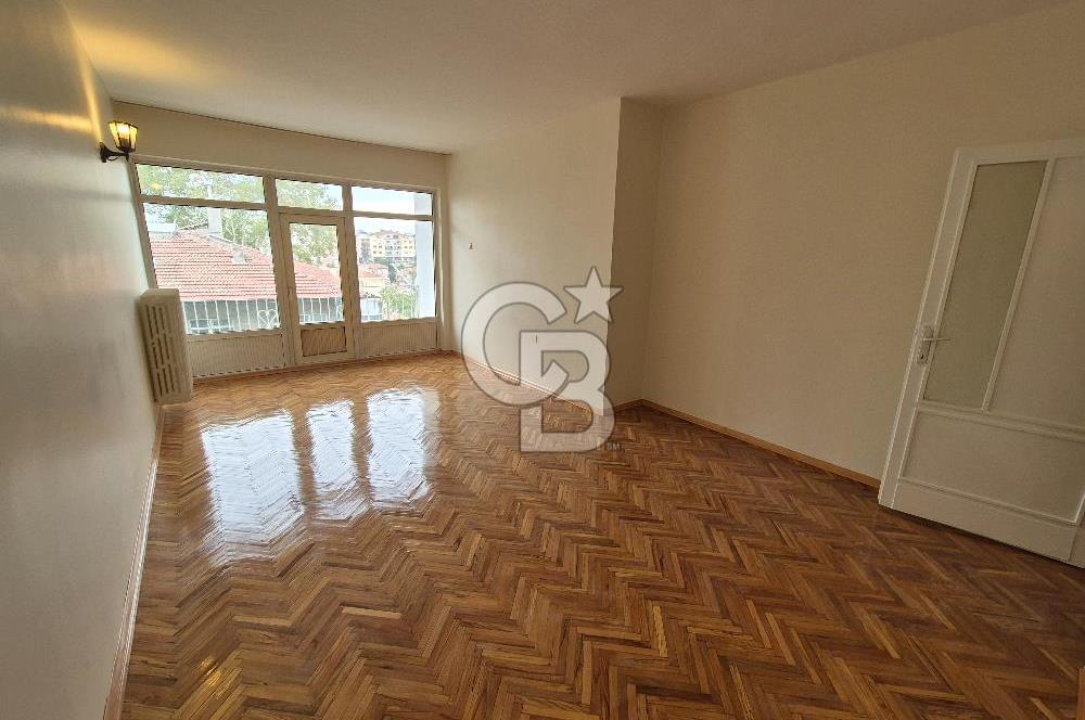 Seyranbağları'nda, 3+1, 2. Kat, Yenilenmiş Kiralık Daire