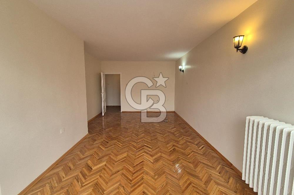 Seyranbağları'nda, 3+1, 2. Kat, Yenilenmiş Kiralık Daire