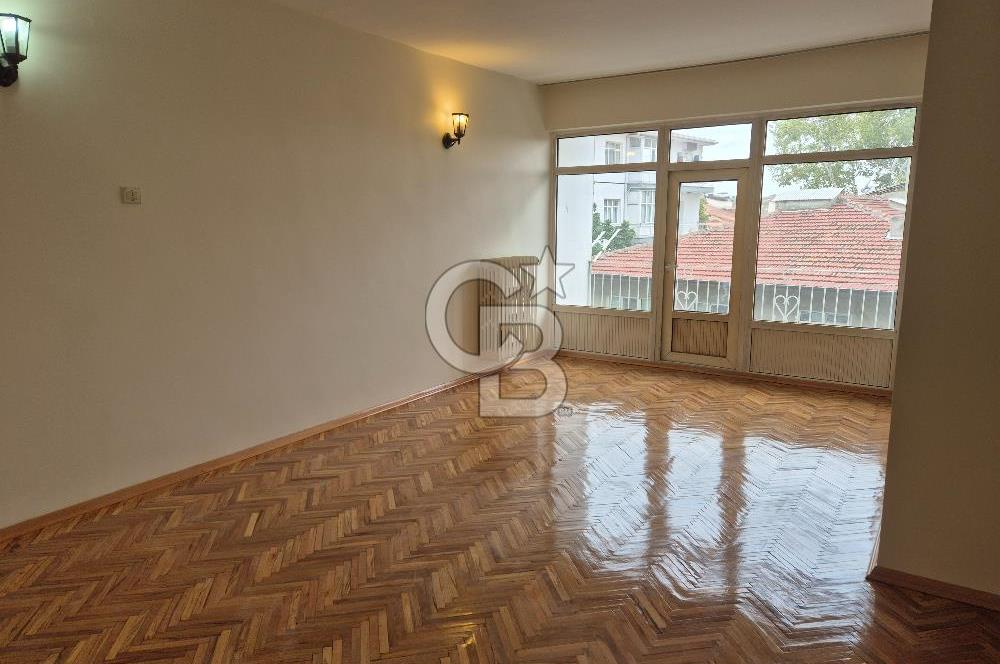 Seyranbağları'nda, 3+1, 2. Kat, Yenilenmiş Kiralık Daire