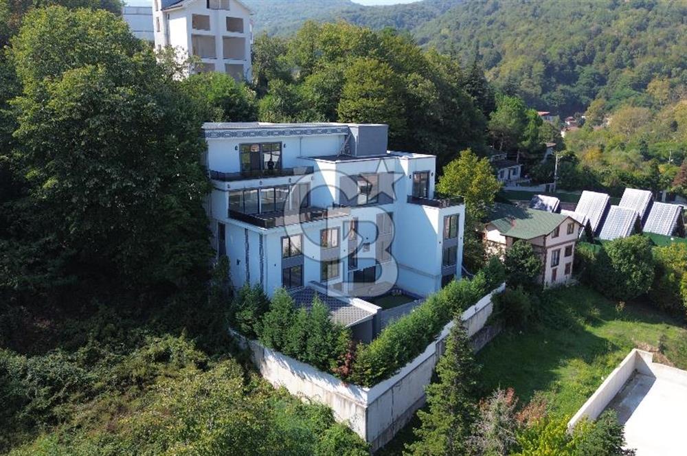 %80 İ BİTMİŞ SAPANCA GÖLÜ MANZARALI HARİKA BUTİK OTEL