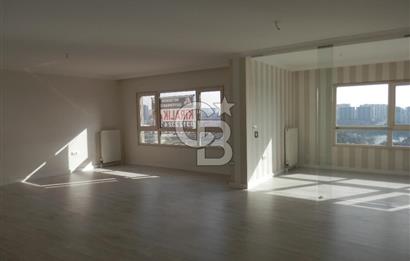 KAŞMİR GÖL EVLERİ 4+1 SATILIK GÖL VE PEYZAJ MANZARALI DAİRE