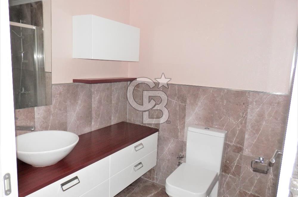 KAŞMİR GÖL EVLERİ 4+1 SATILIK GÖL VE PEYZAJ MANZARALI DAİRE