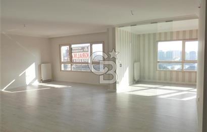 KAŞMİR GÖL EVLERİ 4+1 SATILIK GÖL VE PEYZAJ MANZARALI DAİRE