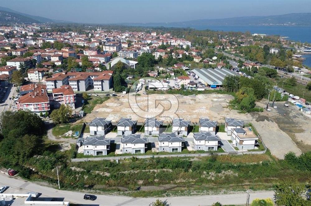 SAPANCANIN PRESTİJİ VE TABELA DEĞERİ EN YÜKSEK VİLLA OFİSİ