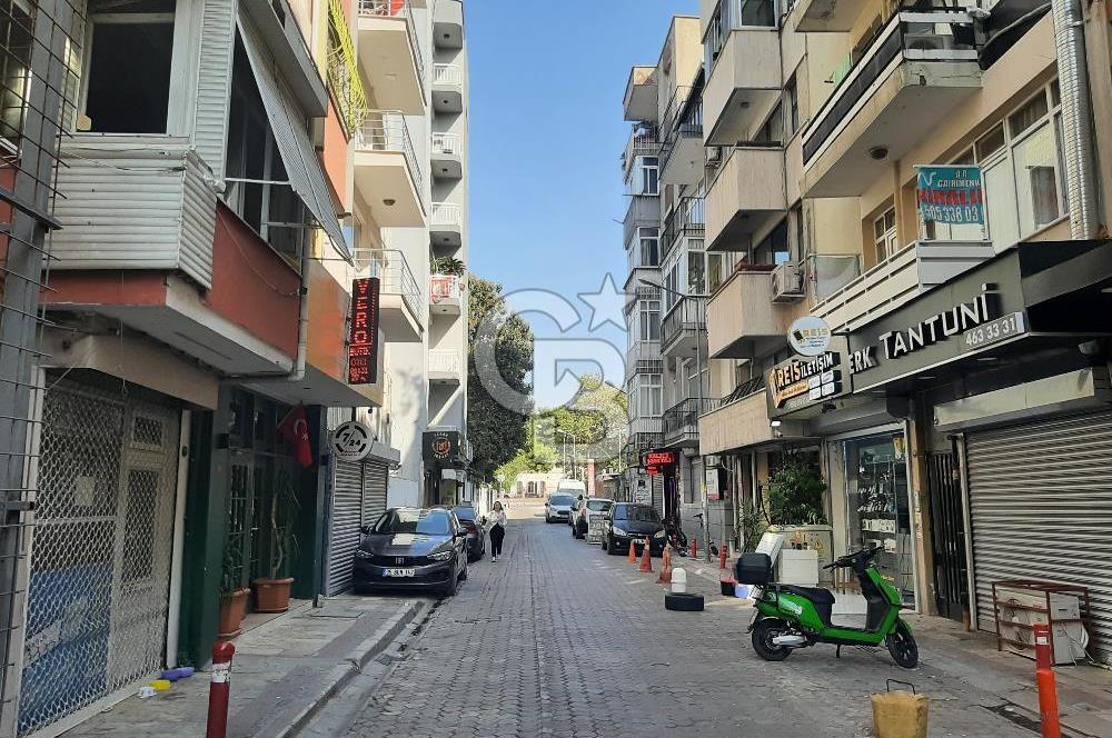 ALSANCAK SAİNT JOSEPH SOKAĞI'NDA DOĞALGAZLI 3+1 SATILIK DAİRE