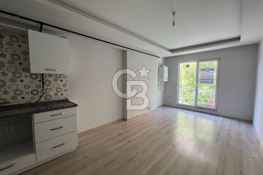 İZMİT MERKEZ KADIKÖY CAD ÜZERİ KİRALIK 1+1 ARAKAT DAİRE CB TOWER