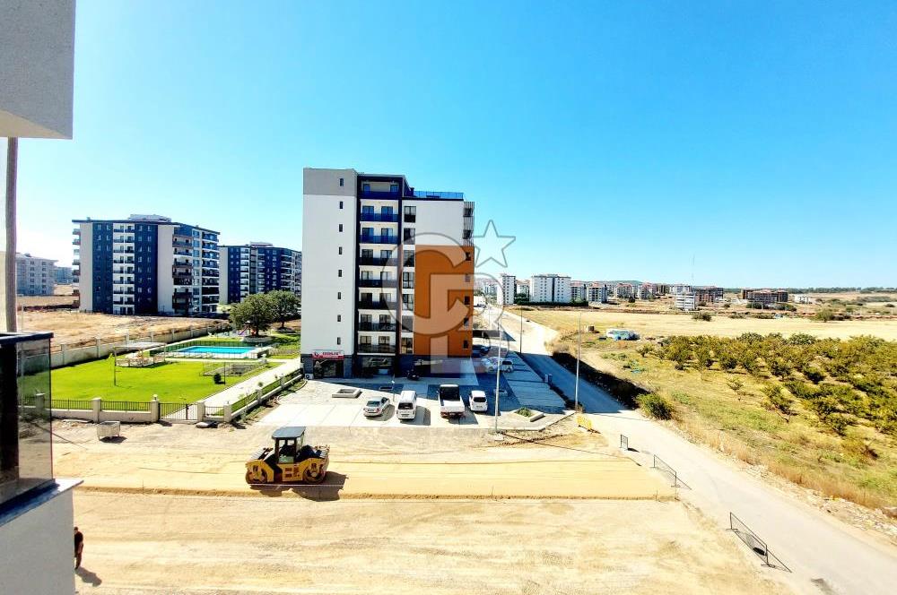 Çanakkale Esenler Karacaören'de Havuzlu Sitede 3+1 Satılık Daire 