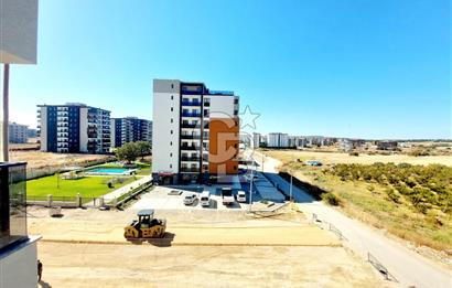 Çanakkale Esenler Karacaören'de Havuzlu Sitede 3+1 Satılık Daire 