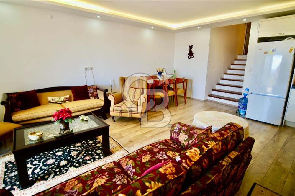 ÇEŞME OVACIK MANZARALI ÖNÜ AÇIK TERS DUBLEKS SATILIK DAİRE