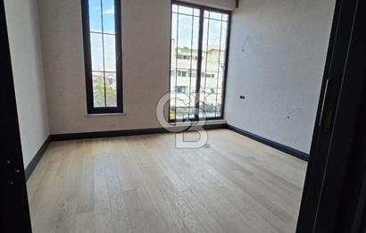 FİLİSTİN CADDESİ ÜZERİNDE YENİ BİNADA TERASLI 150 M2 3+1 KİRALIK