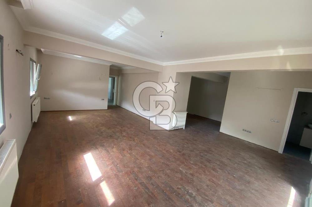 Güzelbahçe Maltepe'de 800 M2 Arsa içerisinde Kiralık Müstakil Villa