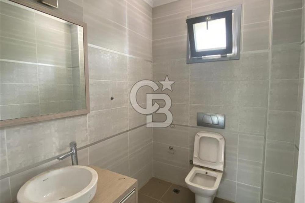 Güzelbahçe Maltepe'de 800 M2 Arsa içerisinde Kiralık Müstakil Villa