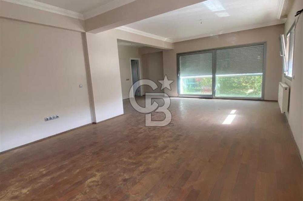 Güzelbahçe Maltepe'de 800 M2 Arsa içerisinde Kiralık Müstakil Villa