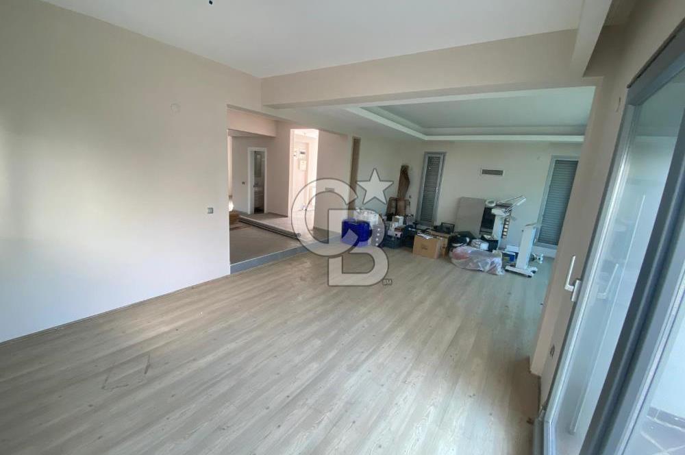 Güzelbahçe Maltepe'de 800 M2 Arsa içerisinde Kiralık Müstakil Villa