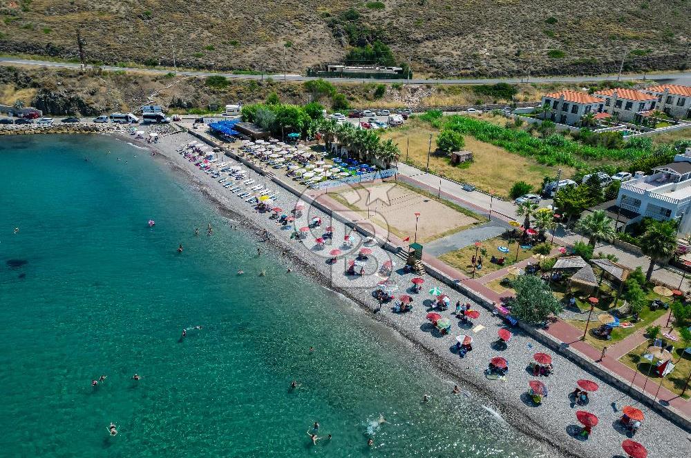 KARABURUN YENİ LİMAN'DA FULL DENİZ MANZARALI TRİPLEKS VİLLA