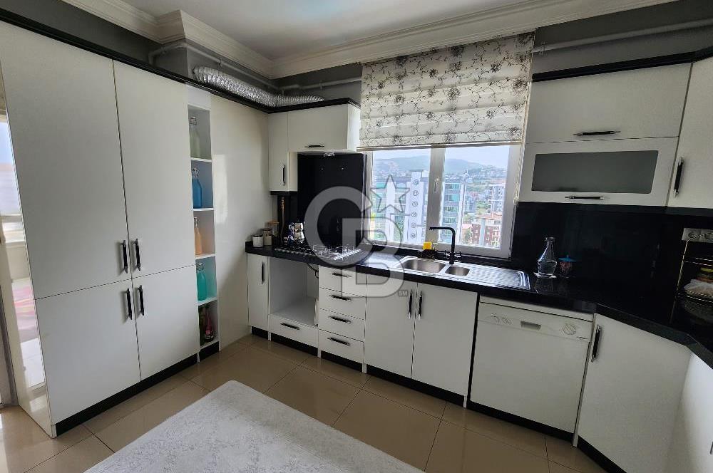 CB/PARK DEREBAHÇE IRMAK VADİ EVLERİNDE 170m² SATILIK DAİRE