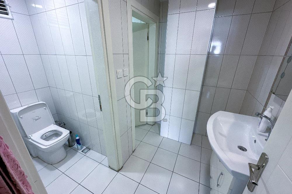 Güngören Sanayi Mah. 1.880m² Kiralık İskanlı Komple Bina