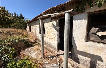 İzmir Urla Uzunkuyu Köyiçi'nde Satılık Taş Evler