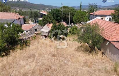 İzmir Urla Uzunkuyu Köyiçi'nde Satılık Taş Evler