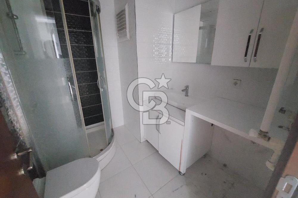 Karşıyaka Örnekköyde Kiralık 3+1 Arakat, Kombili, Çift banyolu Daire