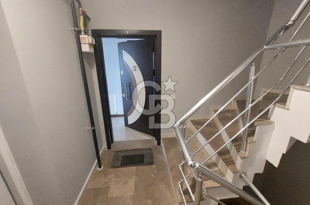 Karşıyaka Örnekköyde Kiralık 3+1 Arakat, Kombili, Çift banyolu Daire