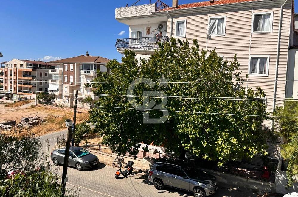 BALIKESİ,AYVALIK SARIMSAKLIDA DENİZ MANZARALI SATILIK 2+1 DAİRE