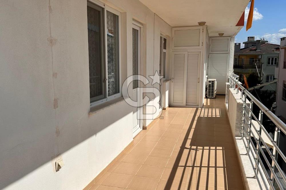 BALIKESİ,AYVALIK SARIMSAKLIDA DENİZ MANZARALI SATILIK 2+1 DAİRE