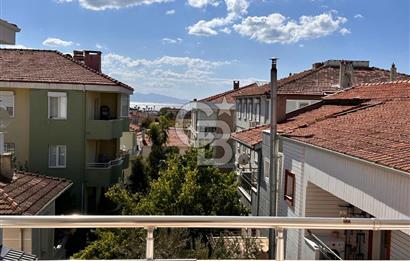 BALIKESİ,AYVALIK SARIMSAKLIDA DENİZ MANZARALI SATILIK 2+1 DAİRE