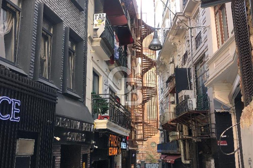 Taksim Beyoğlu Komple Satılık Bina 