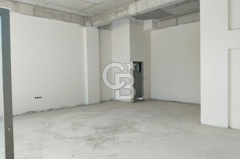 OMNİA ULUKENT EVLERİNDE SATILIK 80 M2 CADDE ÜSTÜ DÜKKAN