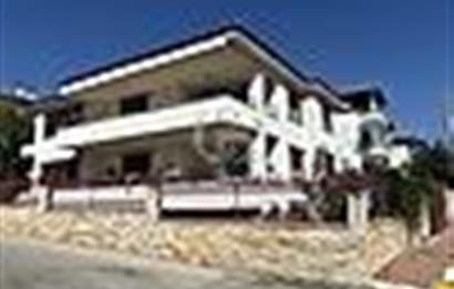 Şehrin merkezinde huzurlu Villa arayanlara