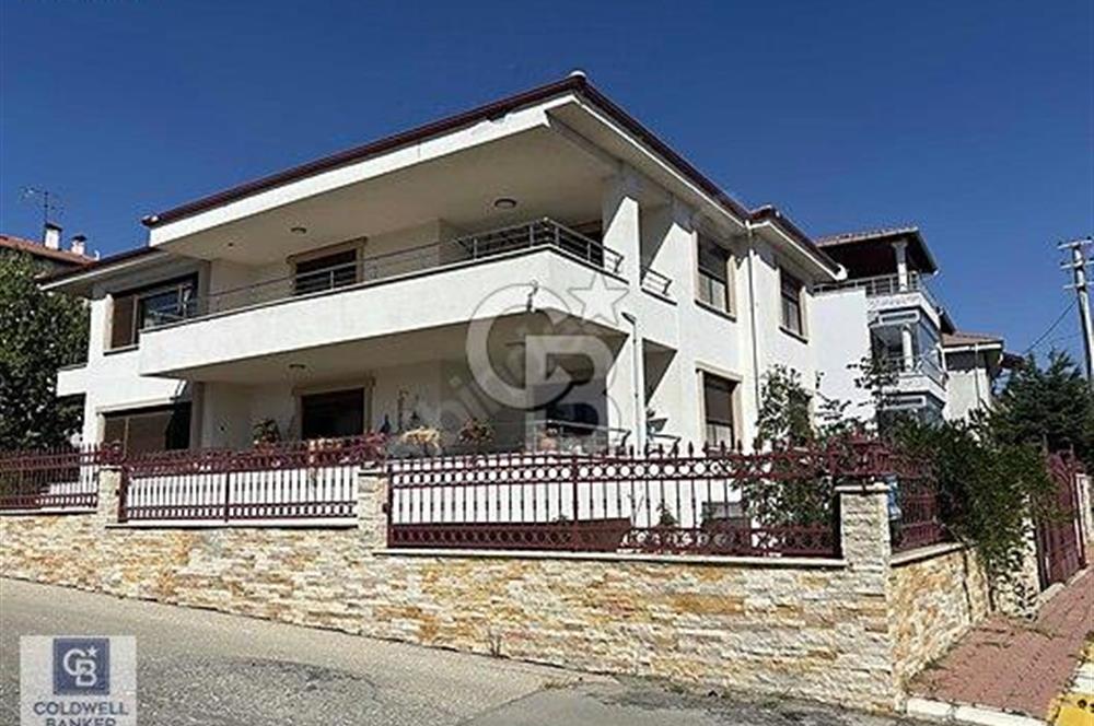 Şehrin merkezinde huzurlu Villa arayanlara