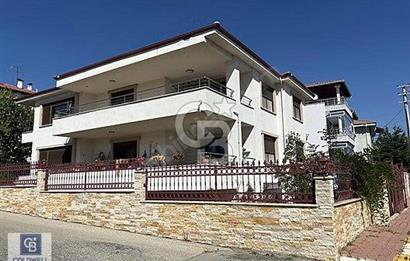 Şehrin merkezinde huzurlu Villa arayanlara