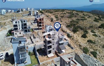 İzmir Karaburun Mordoğan Kamukent'te Eşsiz Manzaralı 4+1 Villa