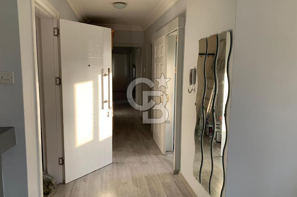 Girne Bölgesinde Satılık Site İçerisinde 3+1 Daire !!!