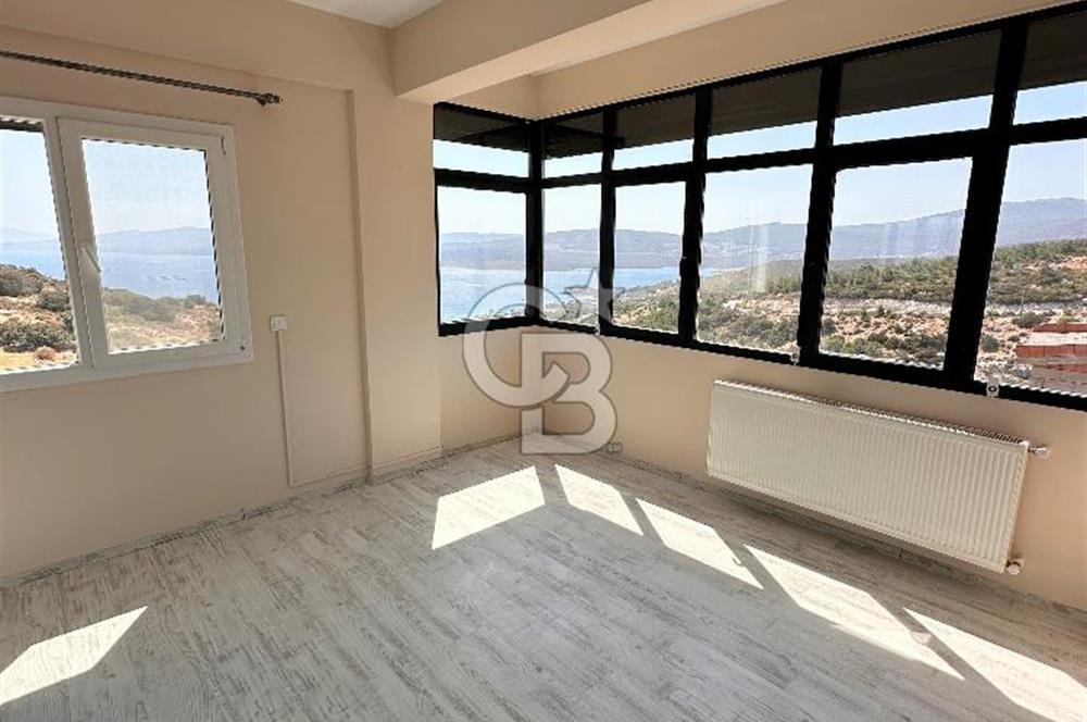 İzmir Karaburun Mordoğan Kamukent'te Eşsiz Manzaralı 4+1 Villa