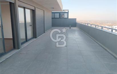 ULUKENT NİRVANA SUİTS'DE SATILIK 5+1 PENTHOUSE