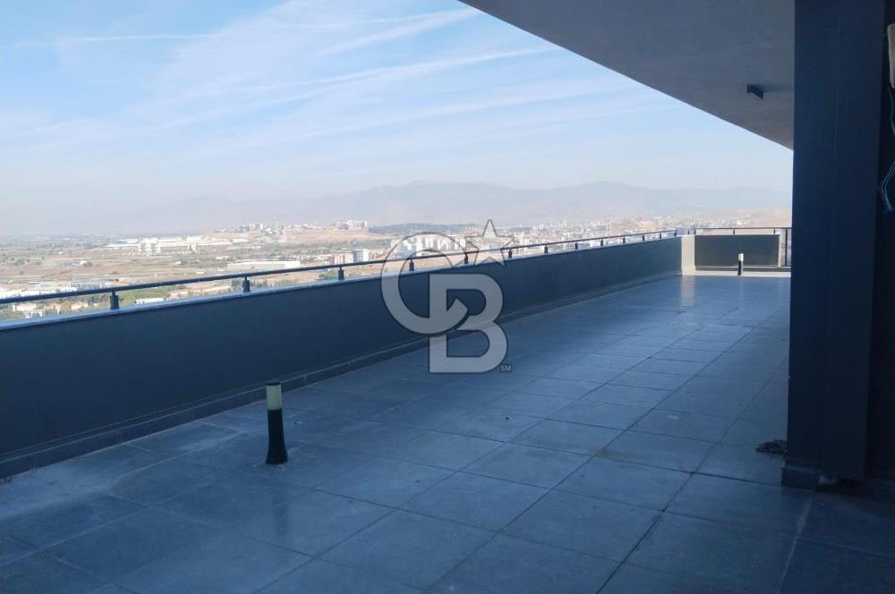 ULUKENT NİRVANA SUİTS'DE SATILIK 5+1 PENTHOUSE