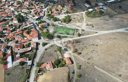 ÇANAKKALE EZİNE'DE ANAYOLA YAKIN 623 m²﻿ SATILIK ARSA VE KÖY EVİ