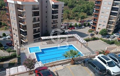 Körfez Mahallesinde Deniz Ve Havuz Manzaralı Satılık 3+1 Daire