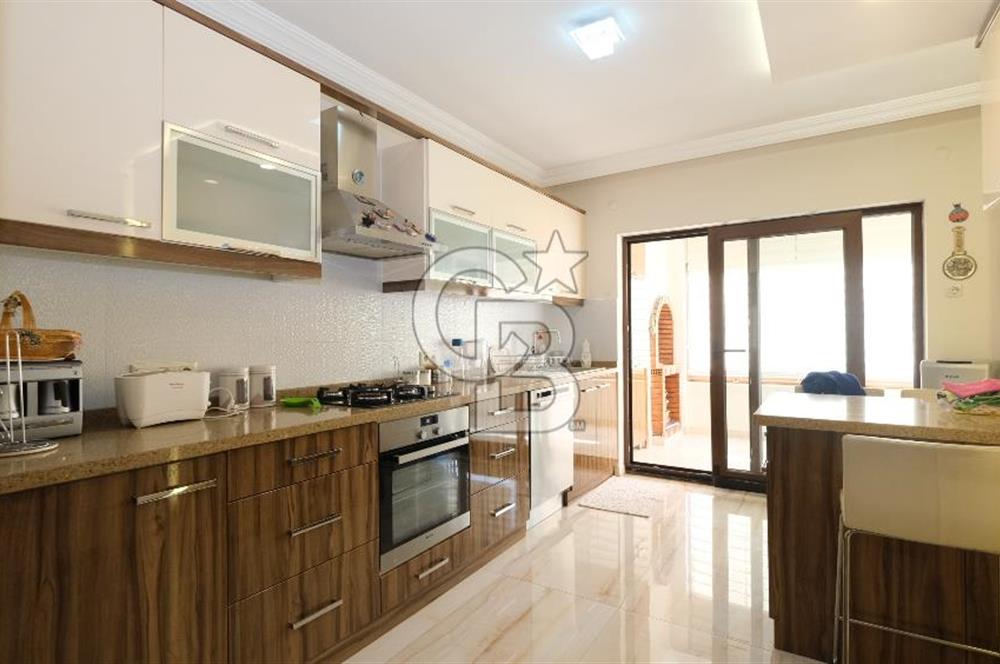 SÖĞÜTÖZÜ'NDE SÖĞÜTÖZÜ APARTMANI SATILIK 4+1 SATILIK DAİRE