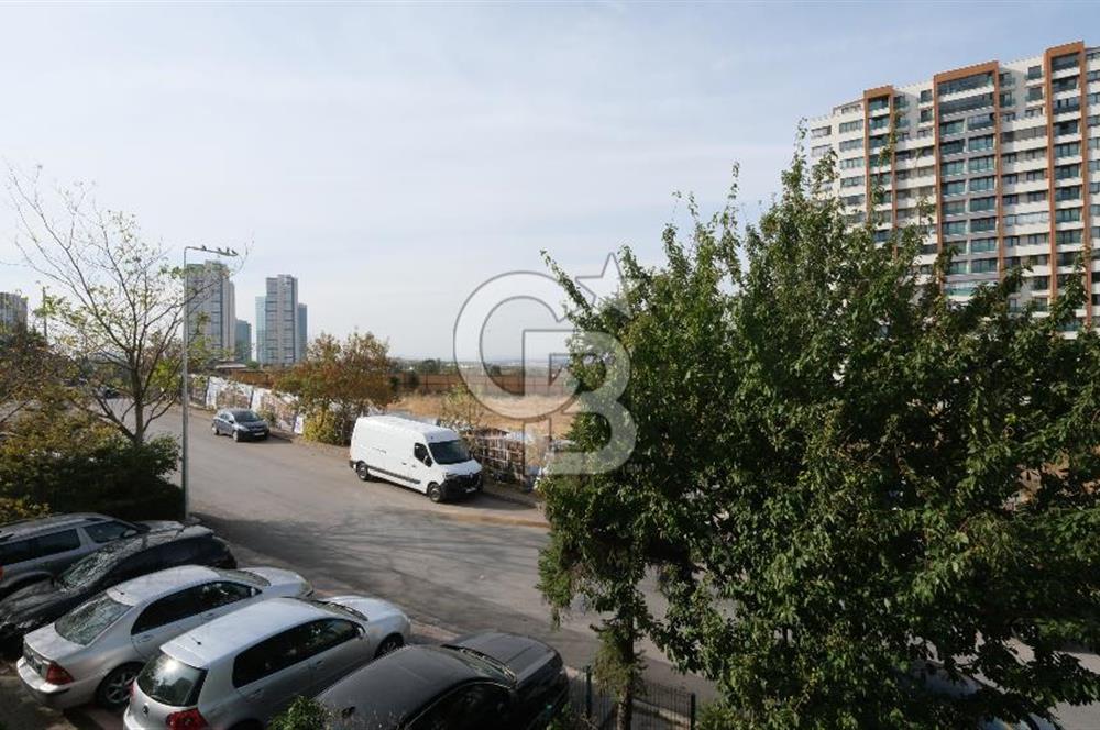 SÖĞÜTÖZÜ'NDE SÖĞÜTÖZÜ APARTMANI SATILIK 4+1 SATILIK DAİRE