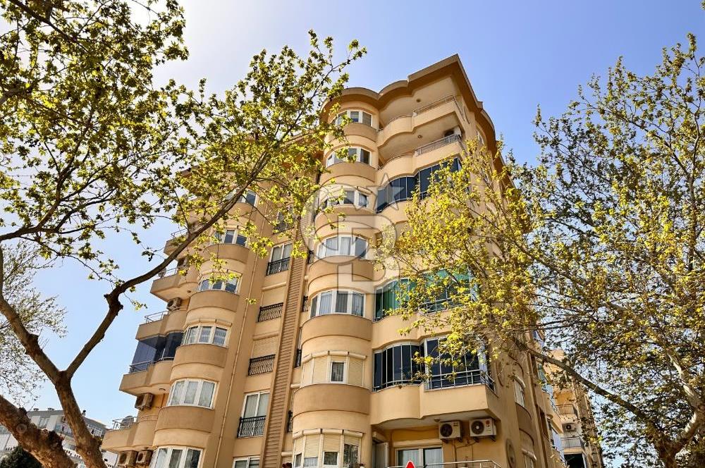 MERKEZİ KONUMDA OTOPARKLI 4+1 SATILIK DAİRE HEMEN TAŞINILABİLİR