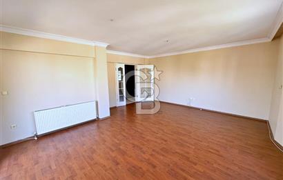 MERKEZİ KONUMDA OTOPARKLI 4+1 SATILIK DAİRE HEMEN TAŞINILABİLİR