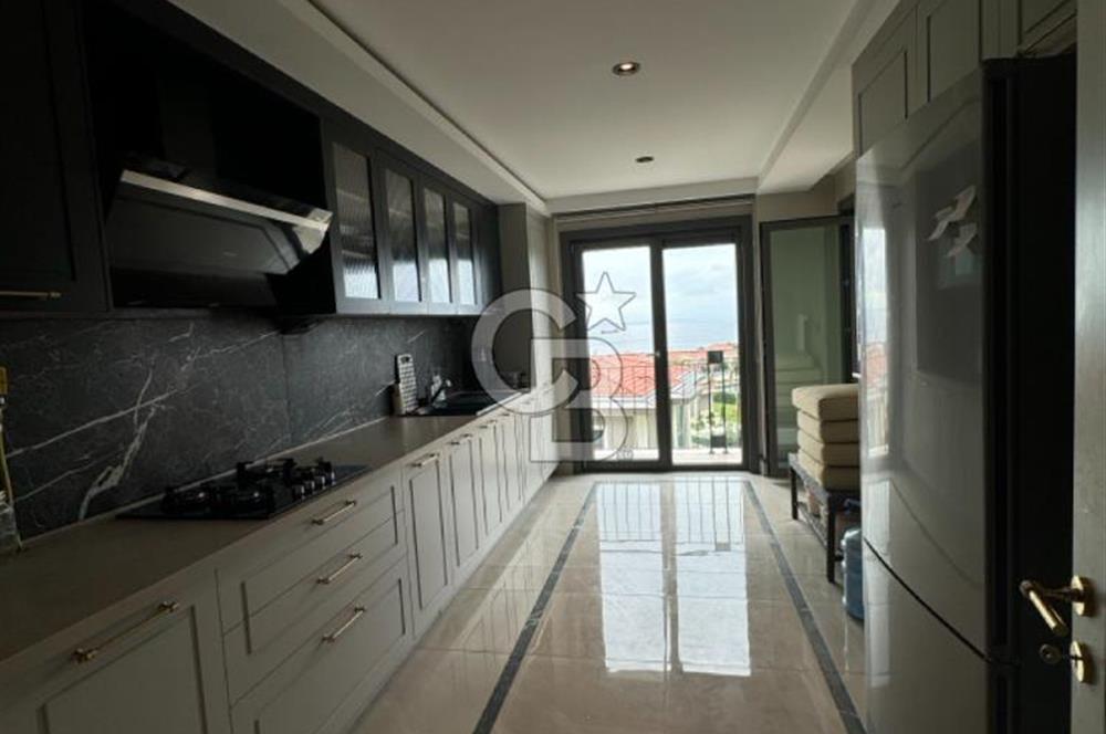 CB SE7EN'DAN DENİZ İSTANBUL'DA DENİZ MANZARALI 4+1 DAİRE